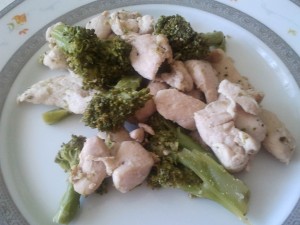 עוף מוקפץ עם ברוקולי